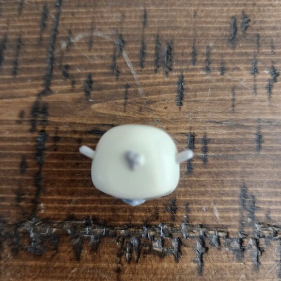 Disney Doorables Series 6 "Uka" from Raya and the Last Dragon - Picture 5 of 10